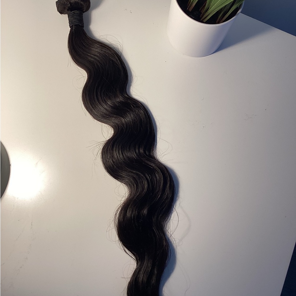 26 inch body wave wefted hair one bundle
